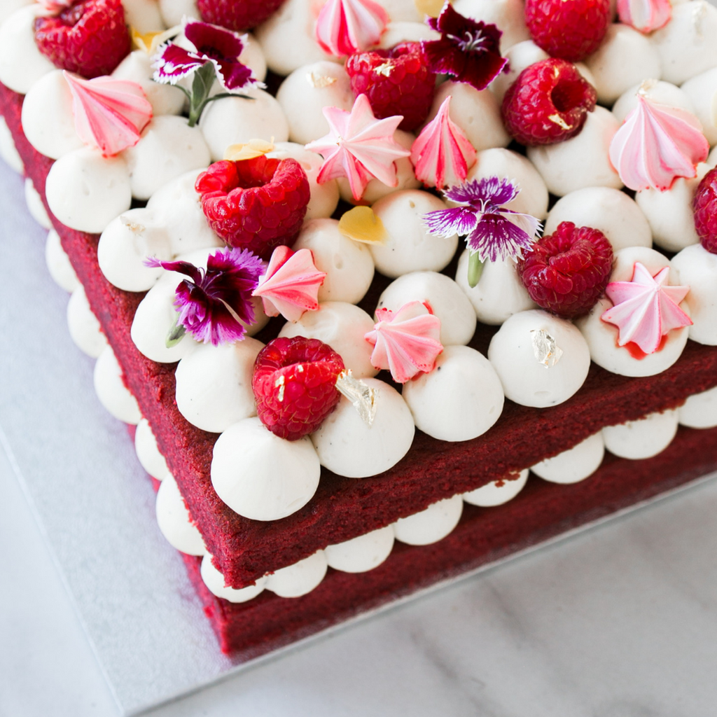 Red Velvet Chantilly Cake
